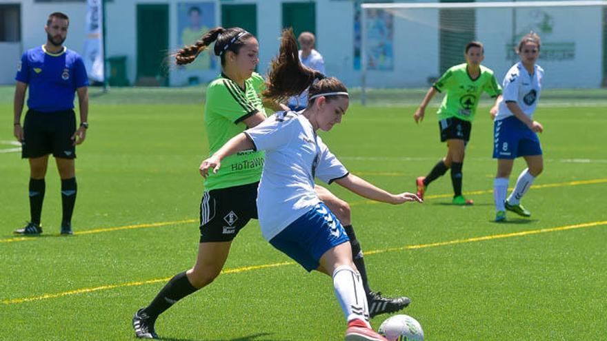 Fútbol femenino, partido Femarguín - Tenerife Norte