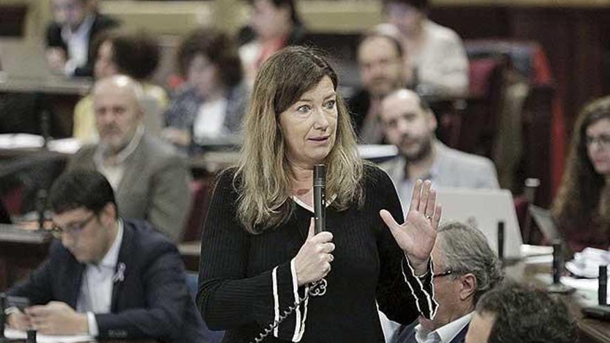 La consellera Patricia GÃ³mez en un pleno del Parlament antes del estallido de la pandemia.