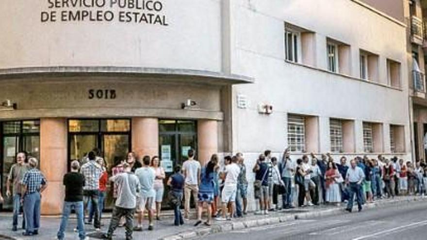 El paro baja en 14.000 personas hasta los 89.500 desempleados en Baleares