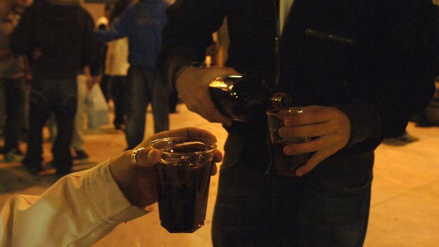 Benicarló vigilará en Fallas los horarios de cierre del ocio nocturno y pondrá cerco al botellón