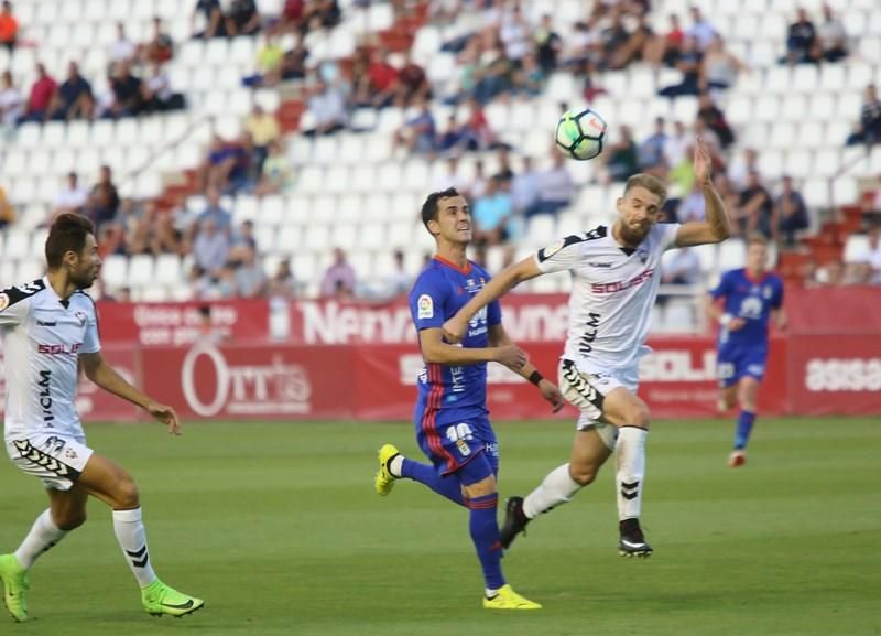 Partido entre el Albacete y el Real Oviedo