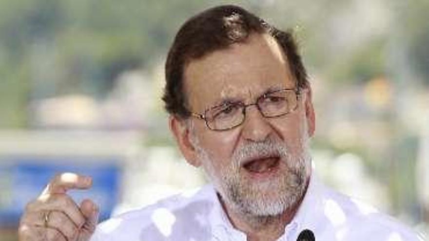 Rajoy, ayer, en Soller. // Efe