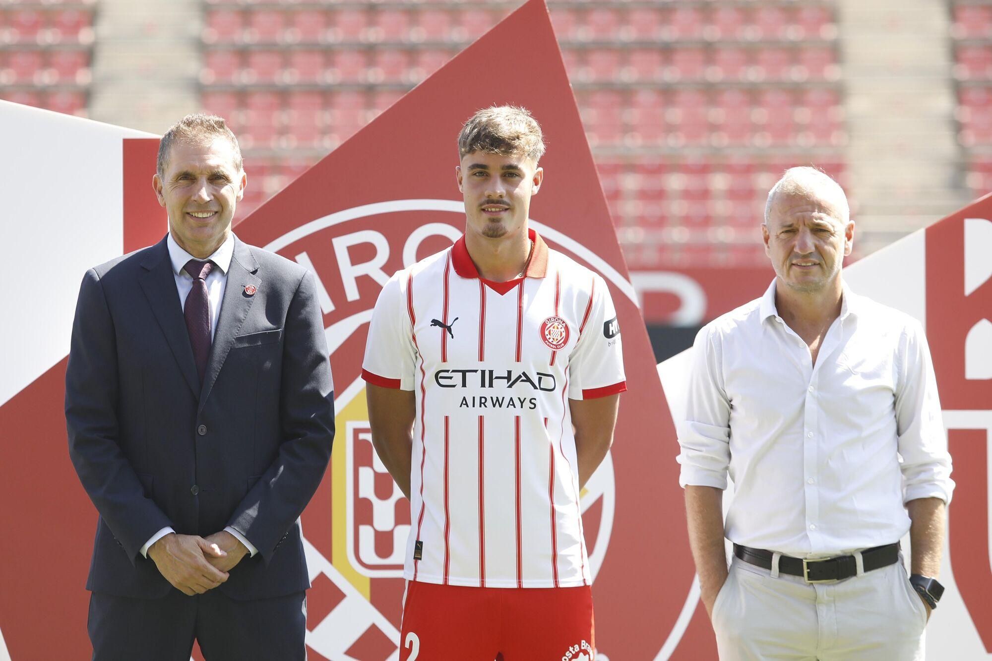 Girona. Estadi de Montilivi. Presentacio Hugo Rincon nou jugador del Girona FC. Delfi Geli. Quique Carcel.