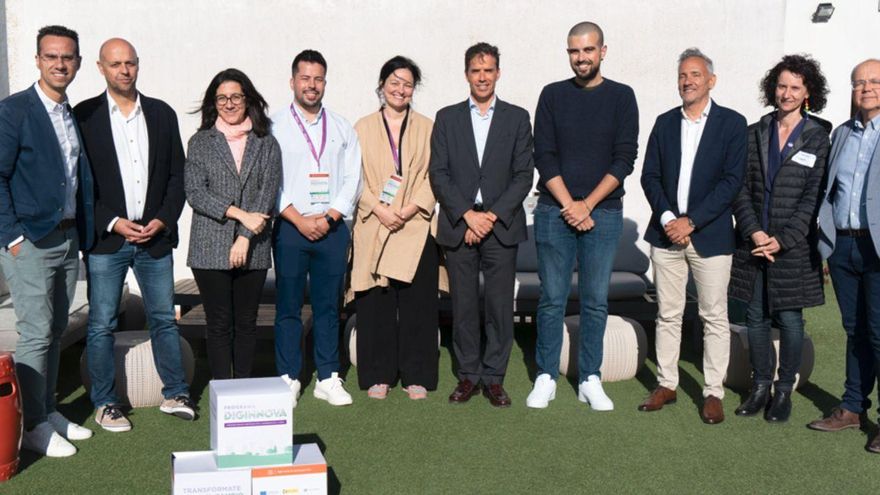 Encuentro entre alumnado y empresas de Diginnova.