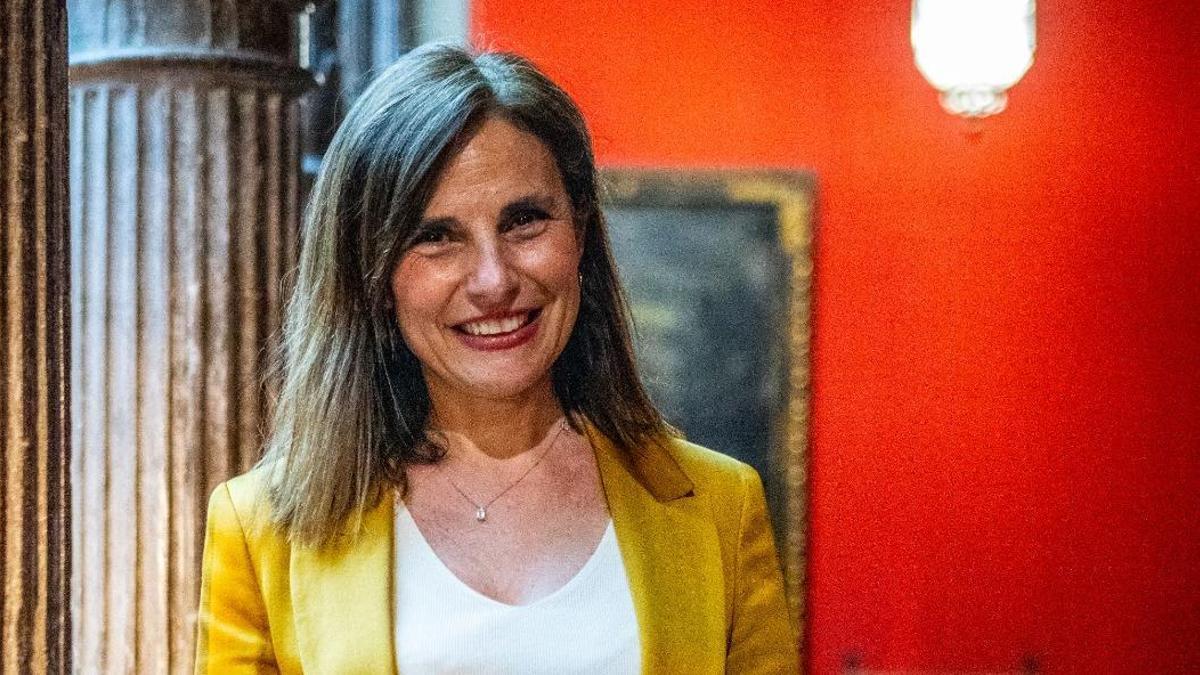 La vicepresidenta de la CNMV,  Paloma Marín, el pasado martes en el Patio de la Infanta de la Fundación Ibercaja, en Zaragoza.