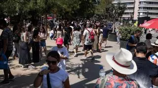 Barcelona alerta que el turismo "puede morir de éxito" y aboga por gestionarlo