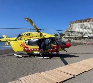 Una bañista de 70 años, evacuada en helicóptero tras sufrir un ahogamiento en una playa del sur de Gran Canaria