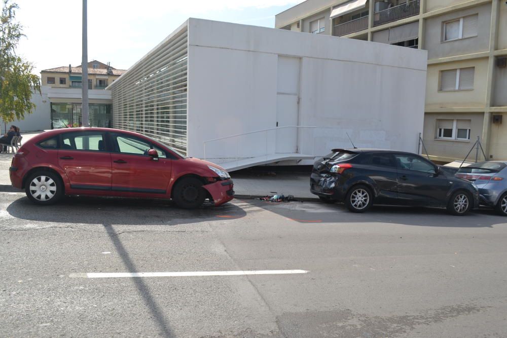 Atropellen dos vianants al carrer Cristòfol de Manresa