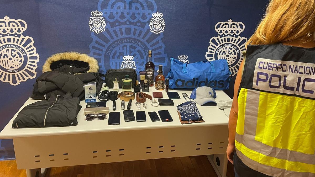 Material recuperado por la Policía Nacional.