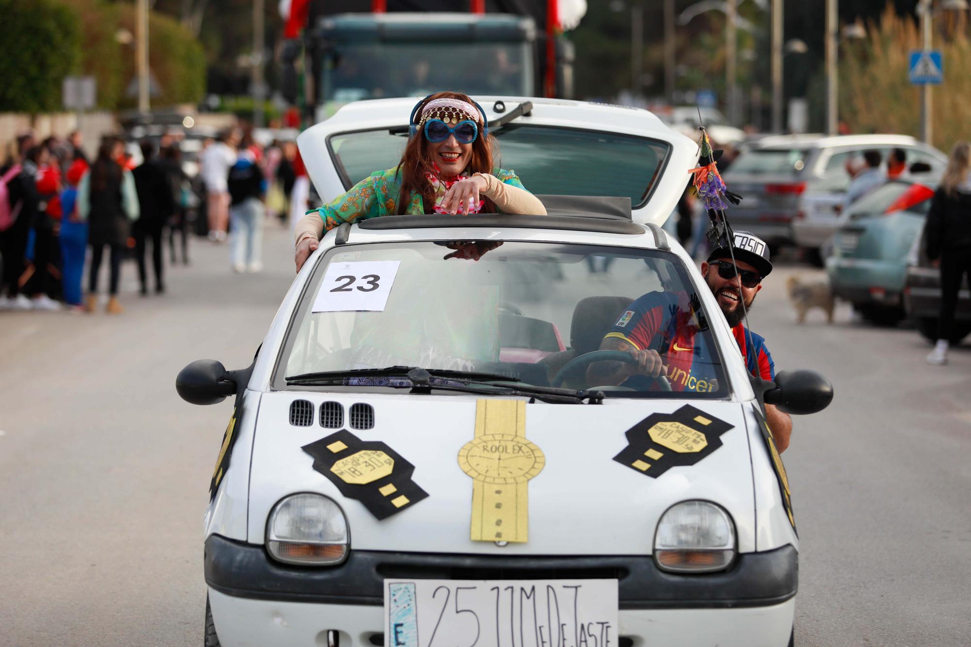 Todas las imágenes de la rúa de carnaval 2023 en Santa Eulària