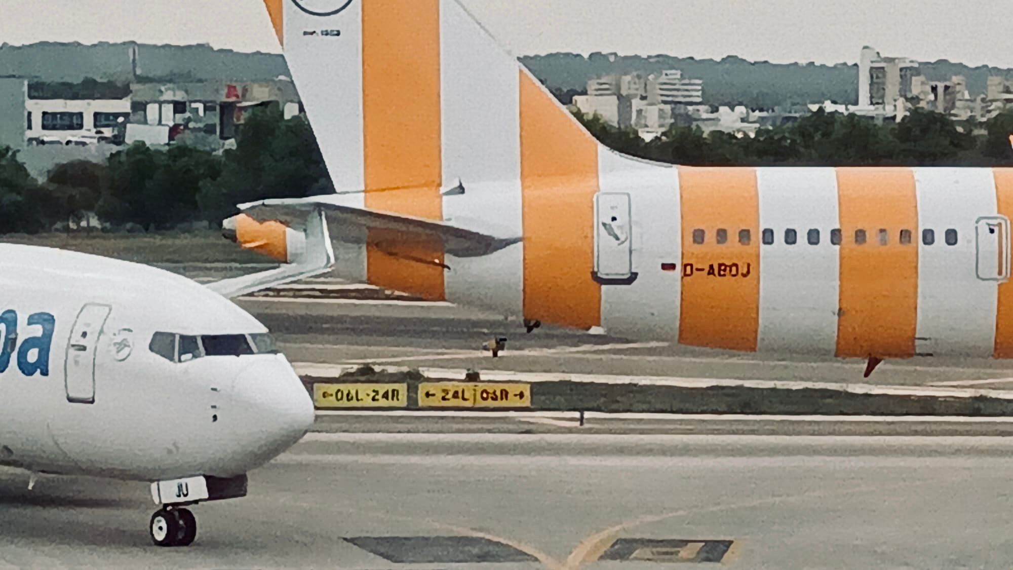Dos aviones chocan en el aeropuerto de Palma
