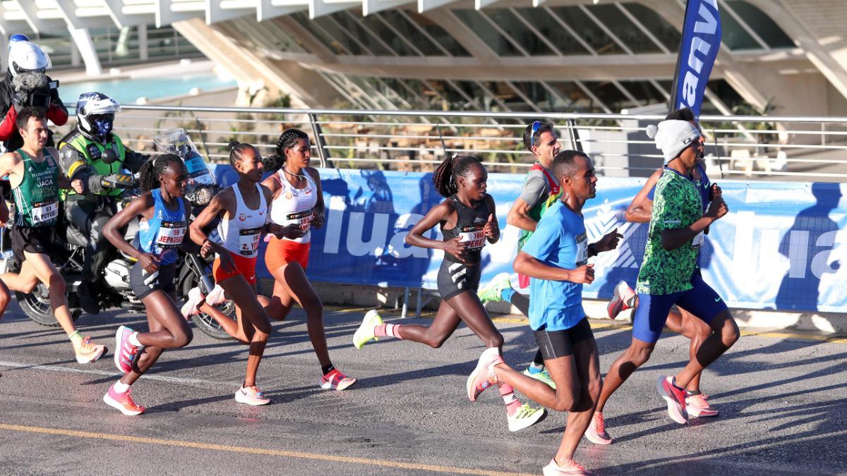 Maratón Valencia 2020: las imágenes del maratón y el Medio Maratón