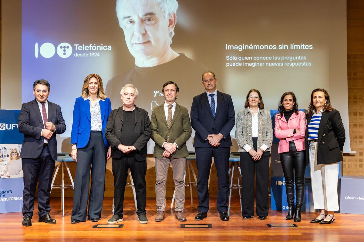 Ferrán Adrià tomó la palabra para presentar el Challenge elBulli1846, una iniciativa lanzada durante la &quot;Gira Centenario Telefónica&quot;.