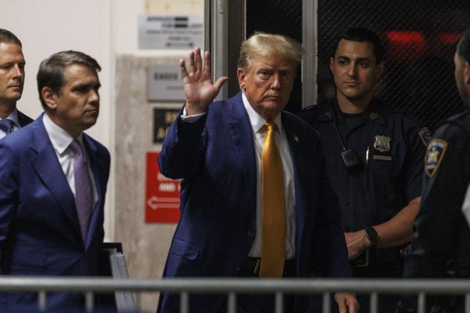 Former US president Trumps hush money criminal trial continues in New York City