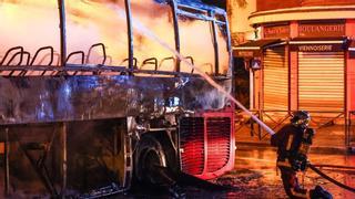 Otra noche de disturbios en Francia deja 994 detenidos y 79 policías heridos