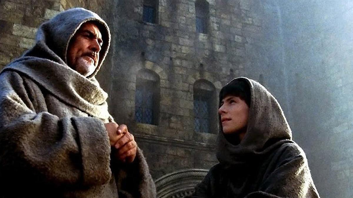 Sean Connery y Christian Slater en 'El nombre de la rosa' (1986), adaptación de la novela de Umberto Eco, dirigida por Jean-Jacques Annaud