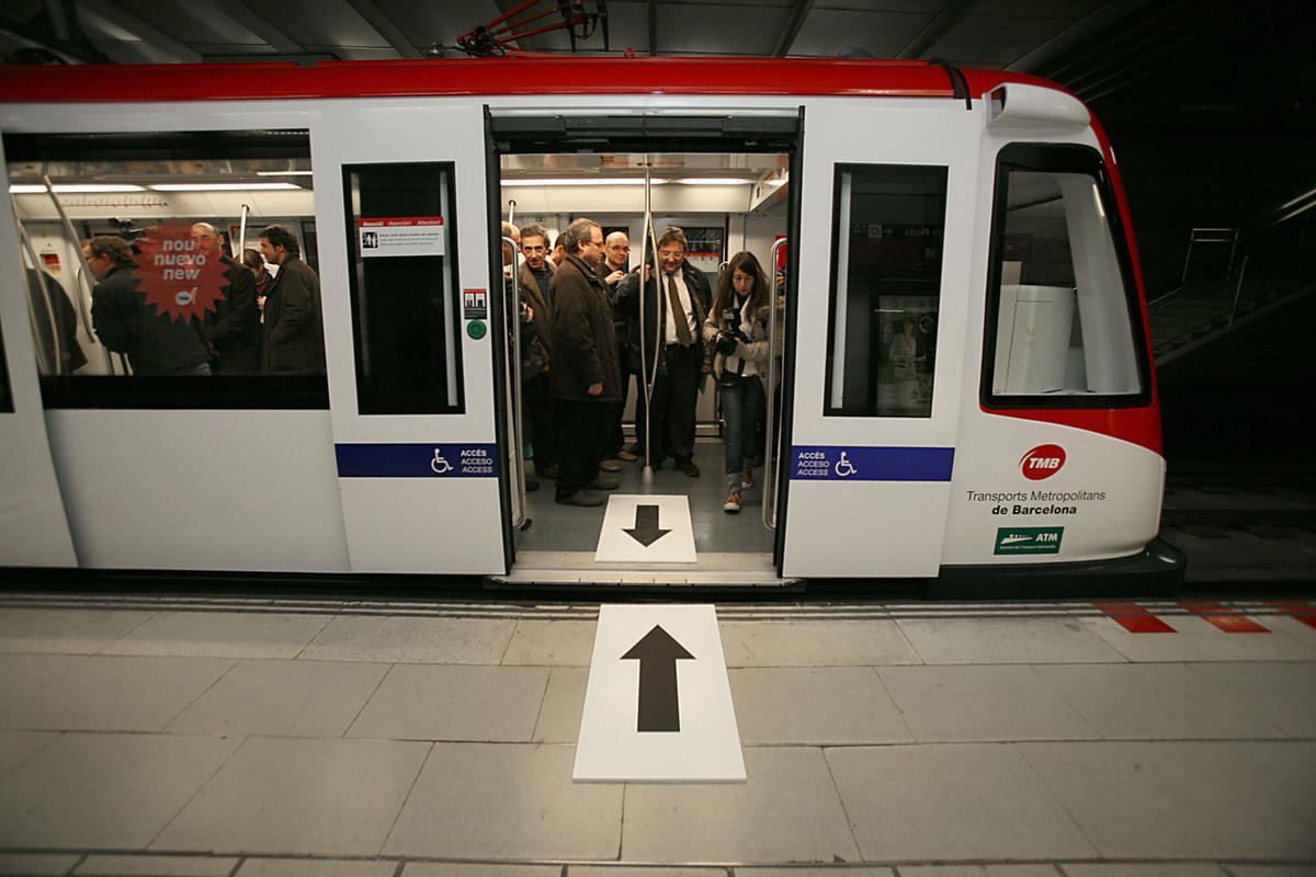 Pruebas en marzo de 2008 del nuevo sistema de conducción automática de la L2 del metro de Barcelona