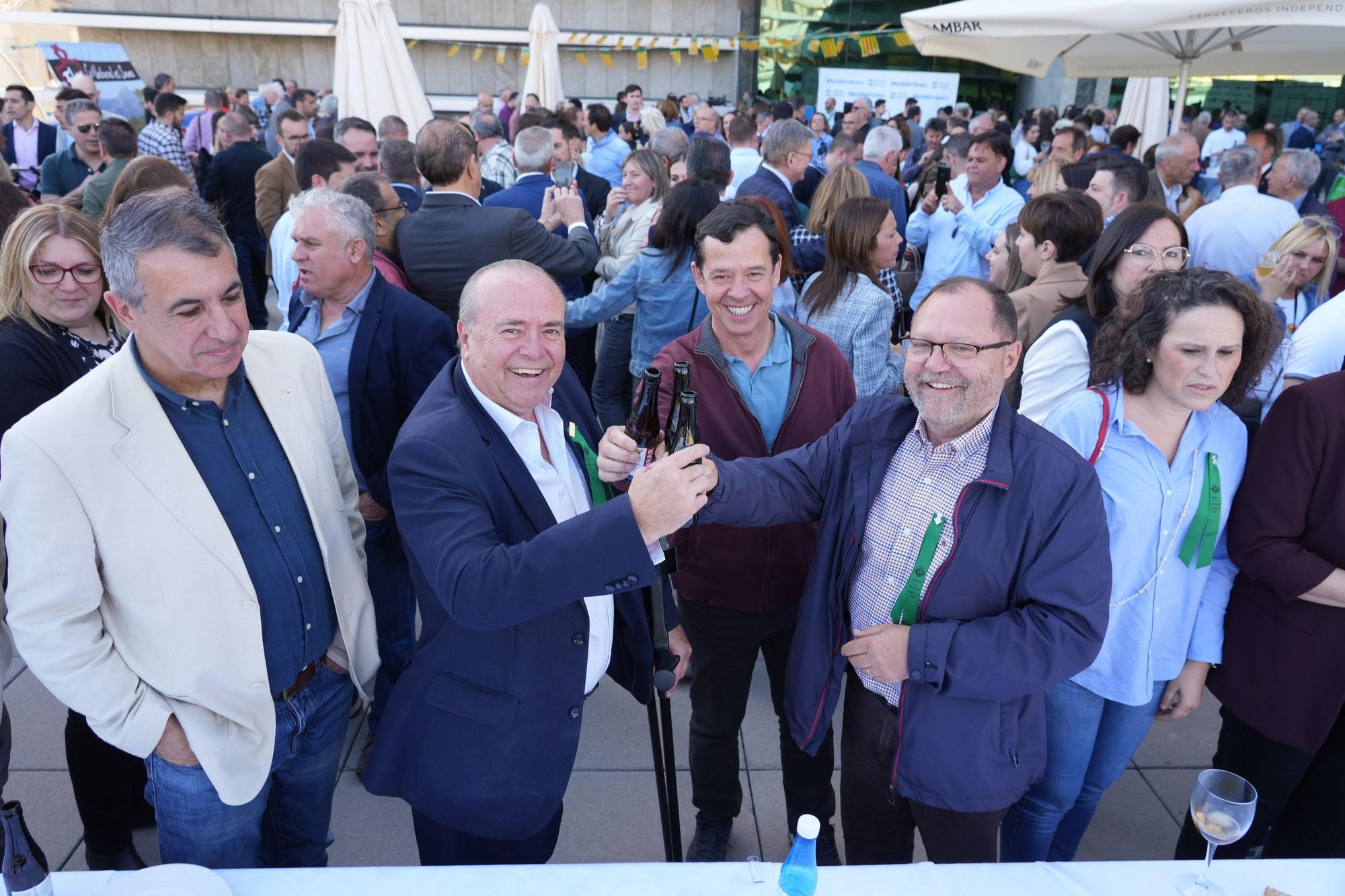 Fotos: La Bodeguilla de 'Mediterráneo' es el principal punto de encuentro durante las fiestas de la Magdalena