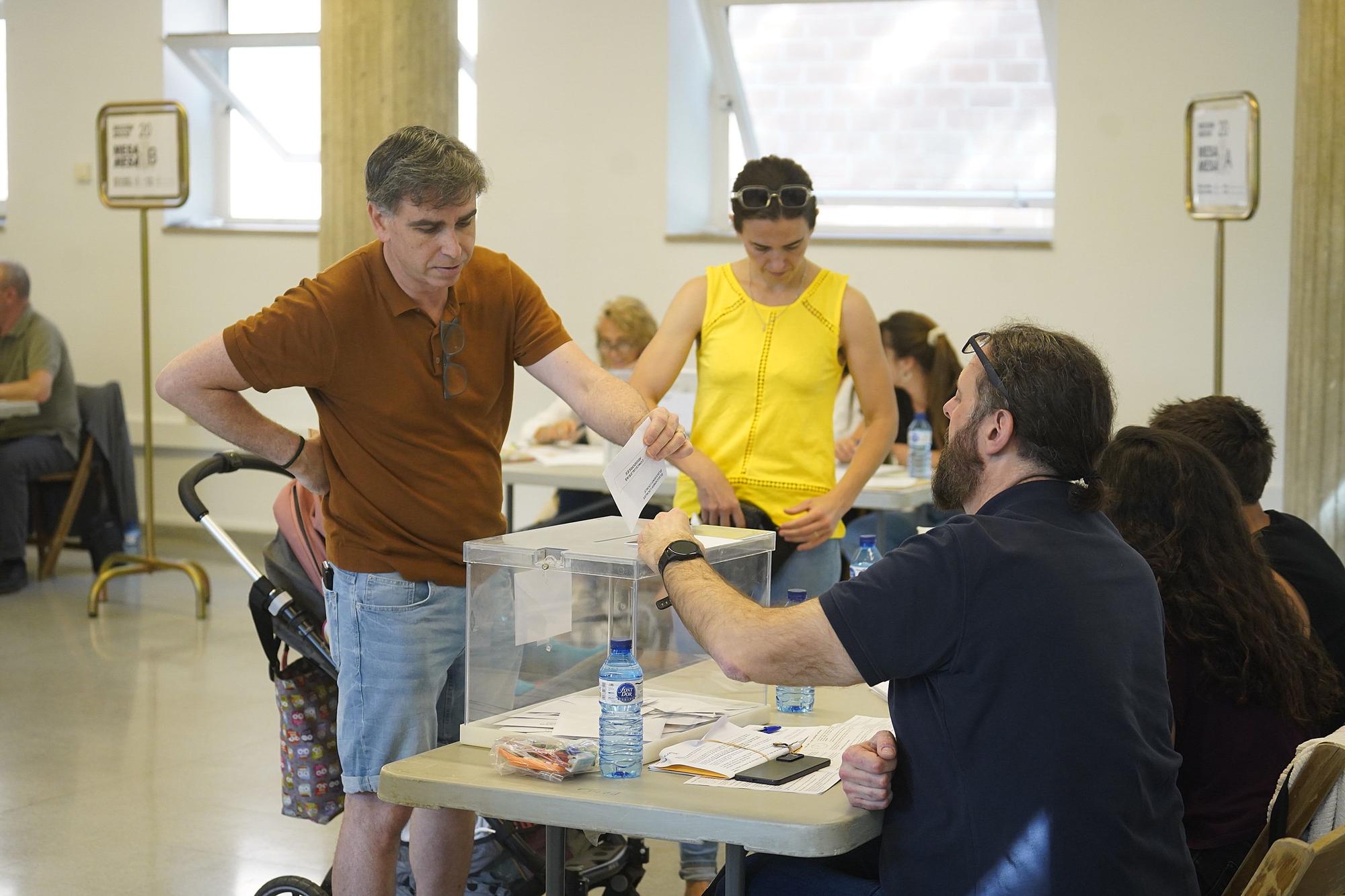 Jornada d'eleccions municipals a Girona