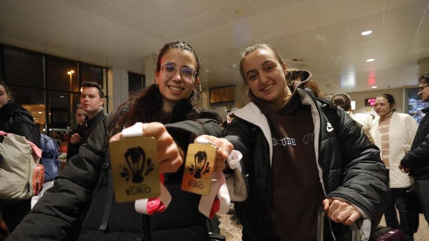 Que no pare la racha: las asturianas de la selección española de hockey patines regresan a casa con su nueva medalla