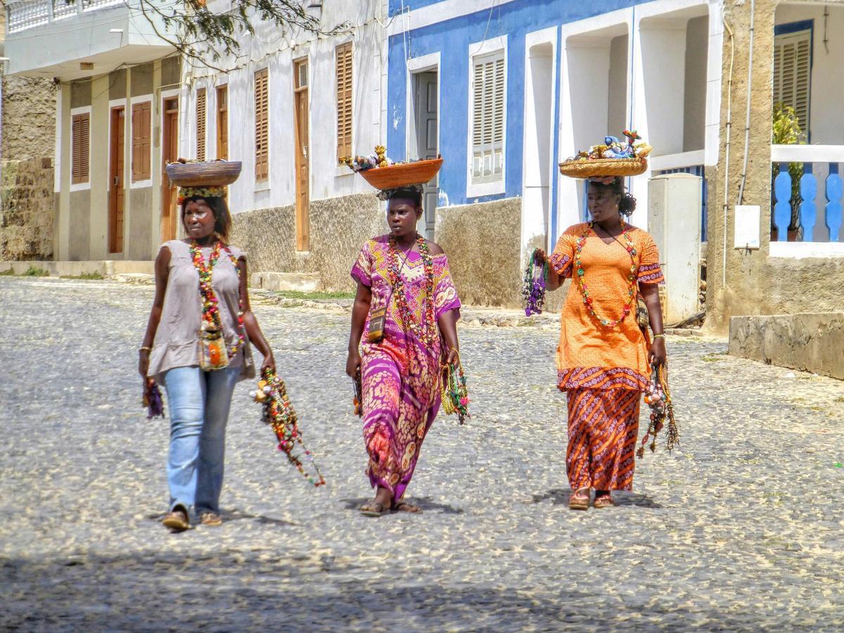 Uno de los principales atractivos de la Isla de Sal, en Cabo Verde, es la simpatía de su gente