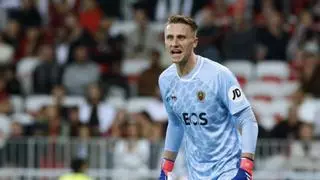 Marcin Bulka confirma el interés del Barça