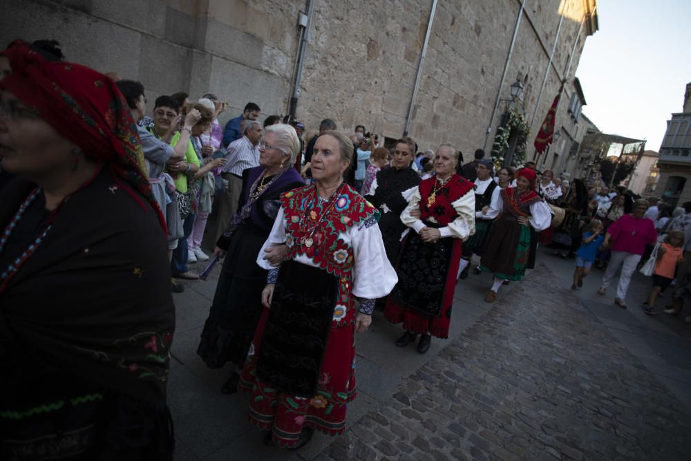 Procesion virgen del Tránsito