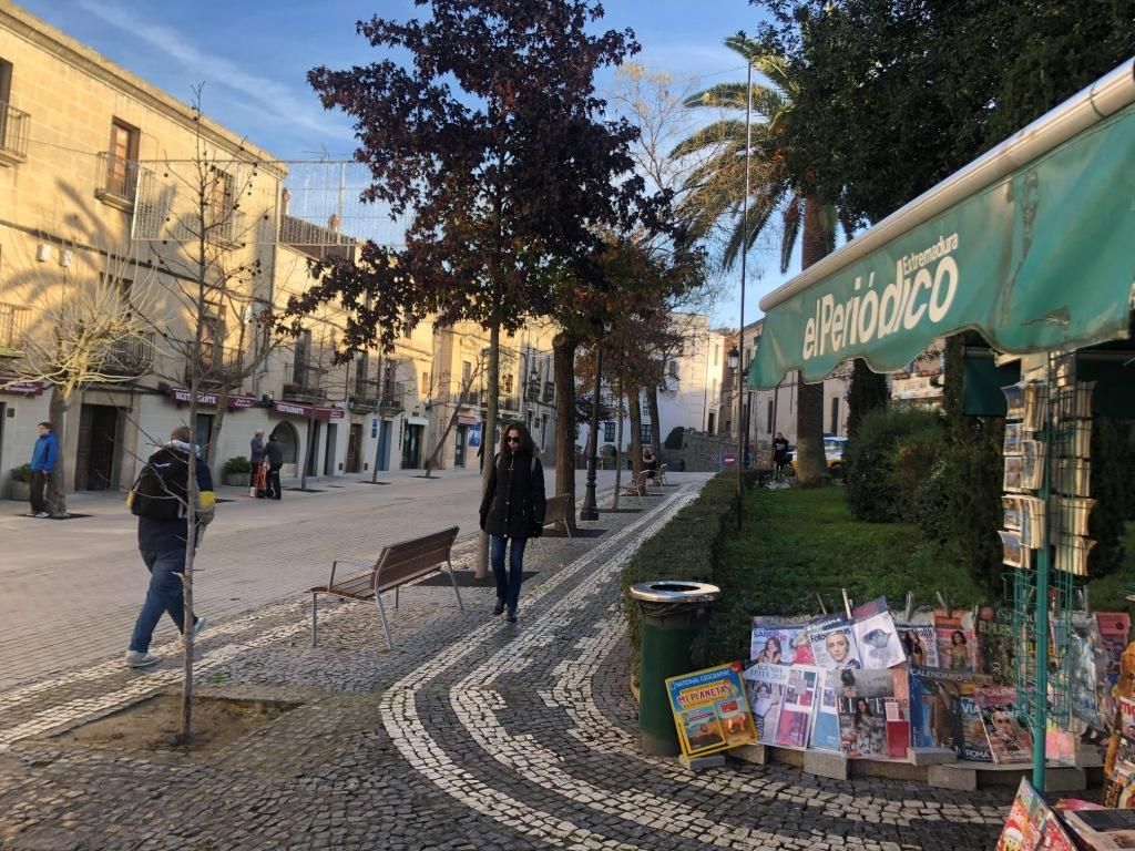 Cáceres noche: La calle Pintores