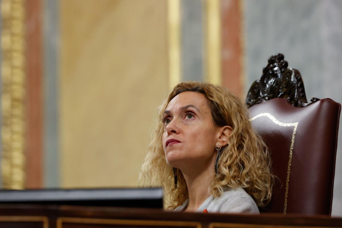 La presidenta del Congreso, Meritxell Batet, durante el pleno celebrado este jueves, en el Congreso de los Diputados en Madrid