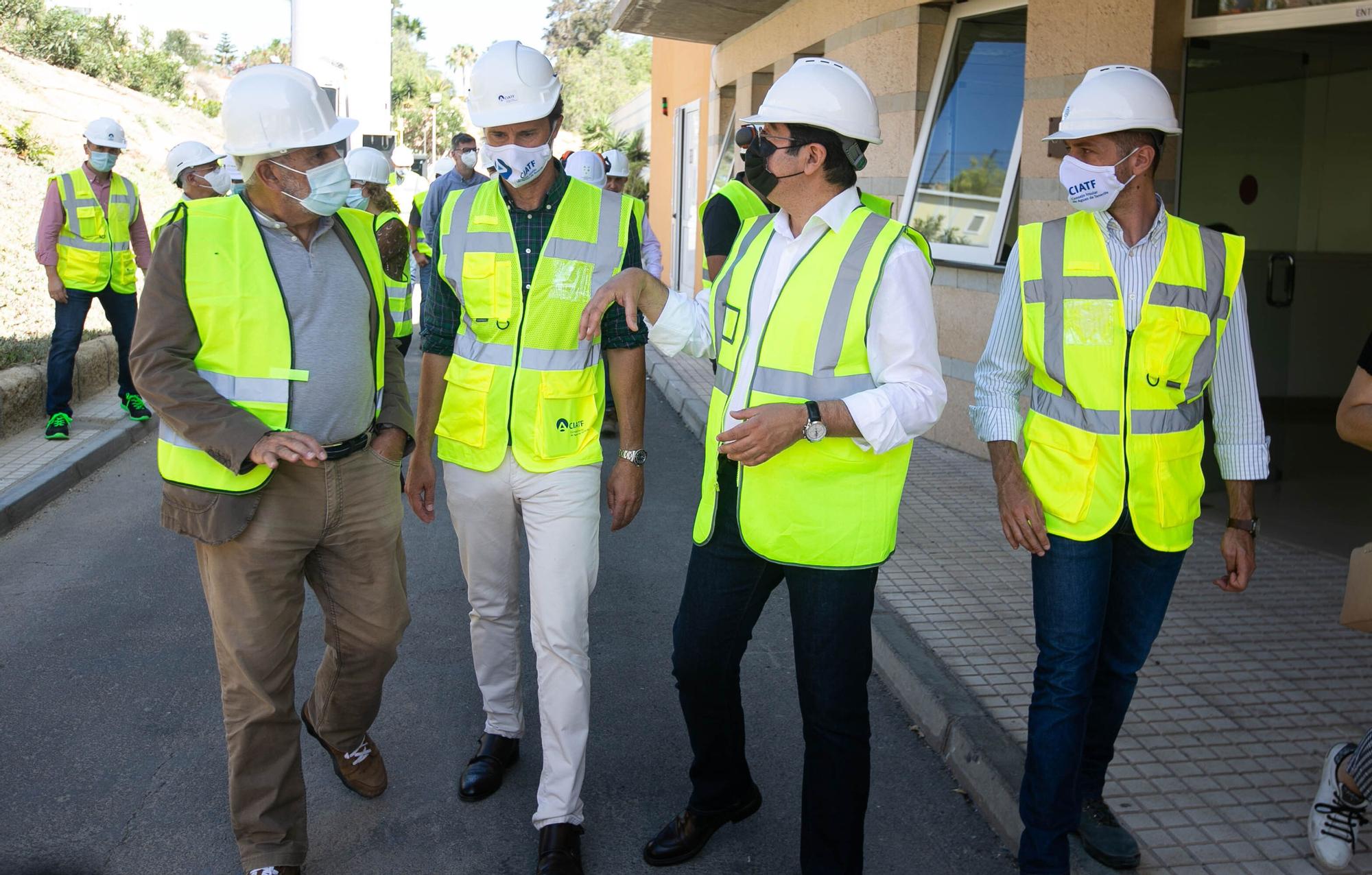 Visita de Pedro Martín a la Estación de Tratamiento y Bombeo de Aguas Residuales Adeje-Arona