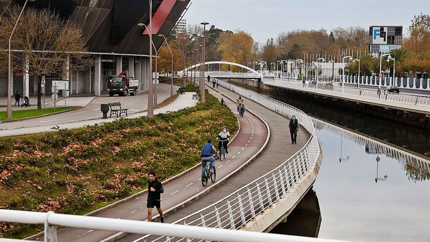 La Cámara aplaude la reforma del área del Molinón, cuestionada por los comerciantes