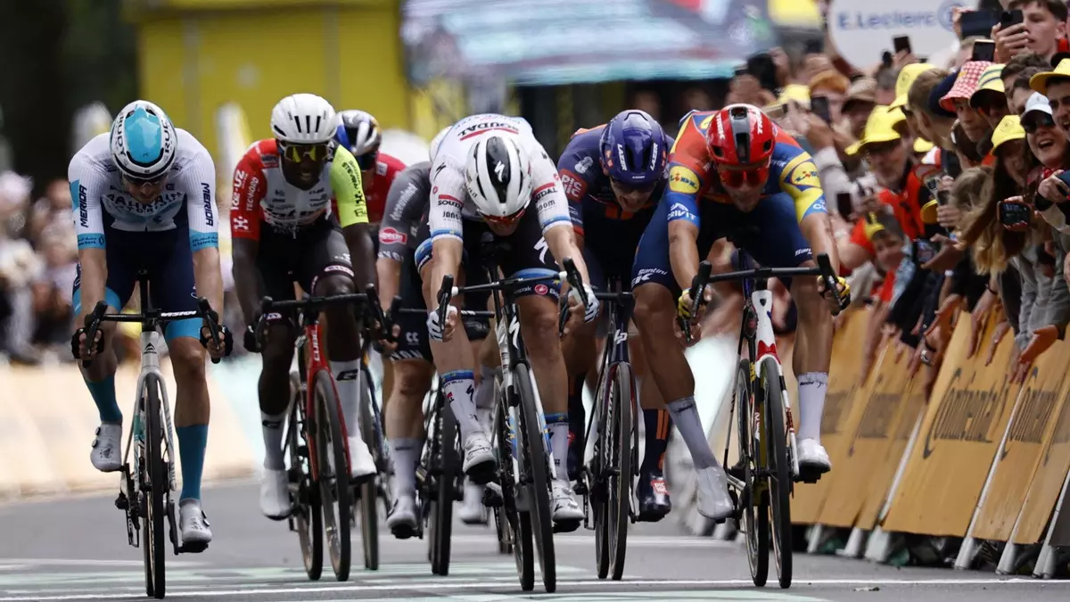 Vuelta Ciclista en Alcalá de Henares: recorrido, cortes de tráfico y consejos para el 9 de julio