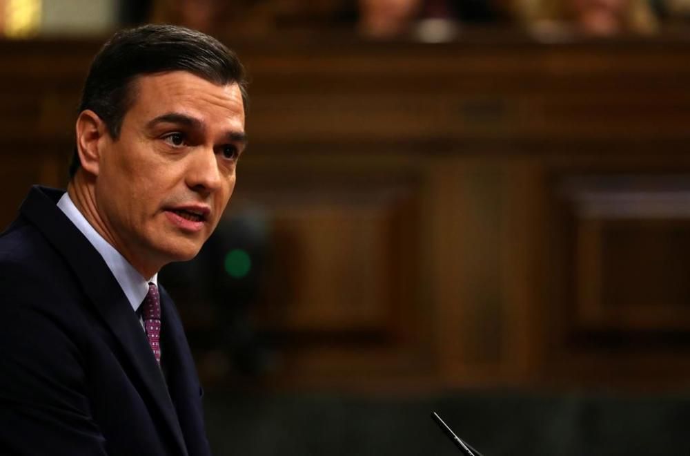 La primera jornada de la sessió d'investidura de Pedro Sánchez, en imatges