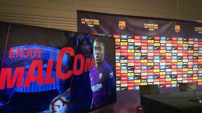 Malcom ha sido presentado por el Barça