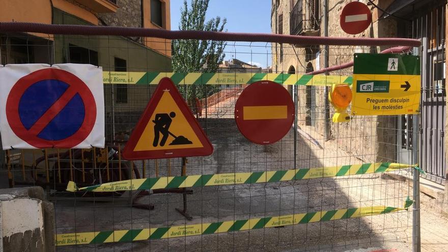 El pont vell, amb les obres aturades