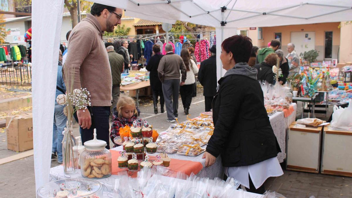 Anteriores ediciones de la Fira de Santa Llúcia.