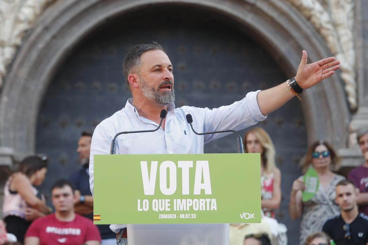 El líder de Vox, Santiago Abascal, durante un acto electoral en Zaragoza.