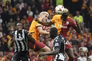 Resumen, goles y highlights del Galatasaray 3 - 1 Paok de la jornada 1 de la Europa League