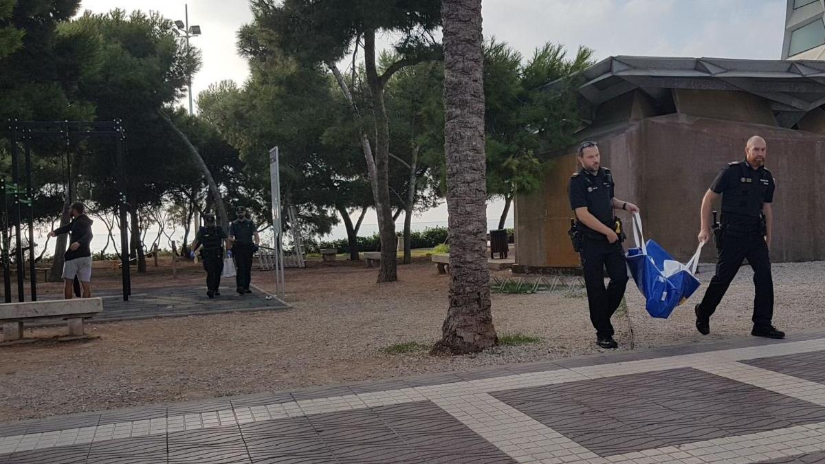 Investigan el hallazgo de un joven ahorcado en un parque de Vinaròs