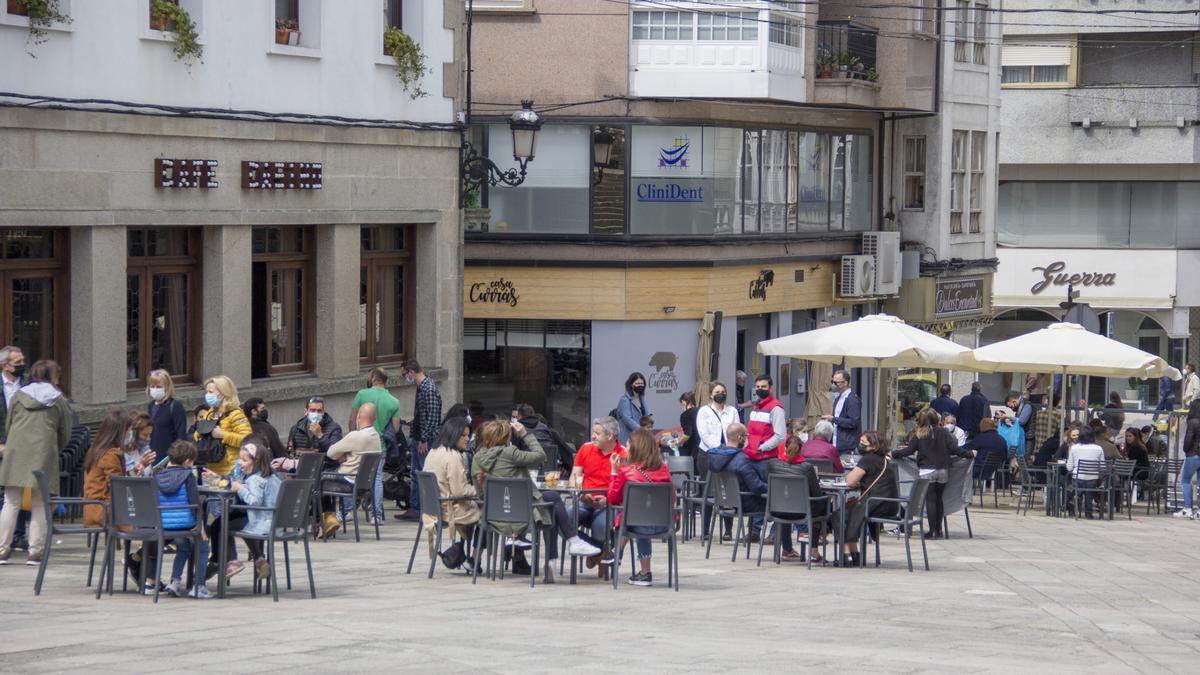 Terrazas de hostelería en Lalín.  // Bernabé/Javier Lalín