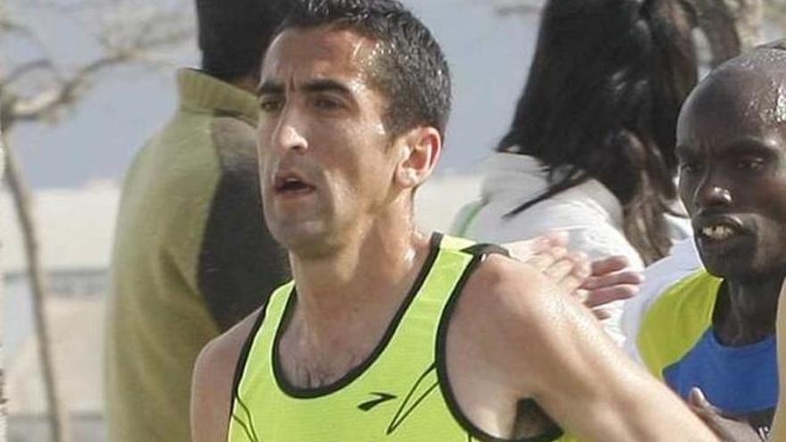 Javier Díaz Carretero anima a los malagueños a correr el Maratón