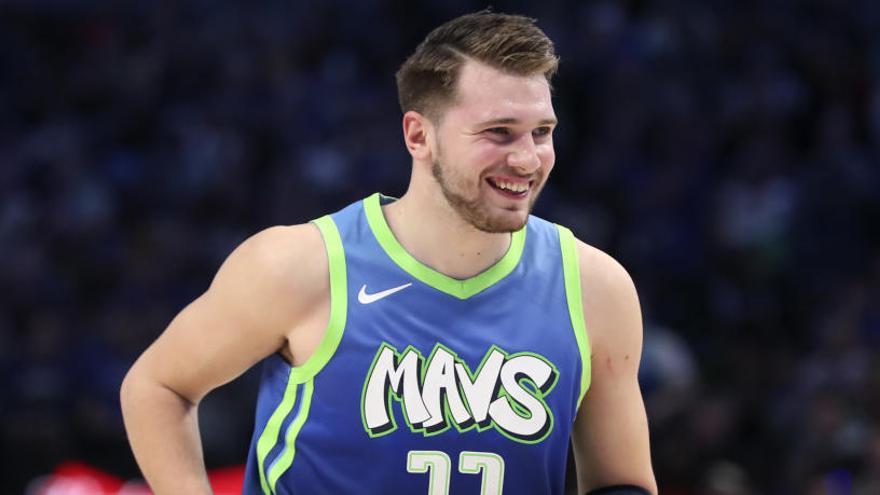 Luka Doncic brilla con 24 puntos en su vuelta a la NBA tras su lesión