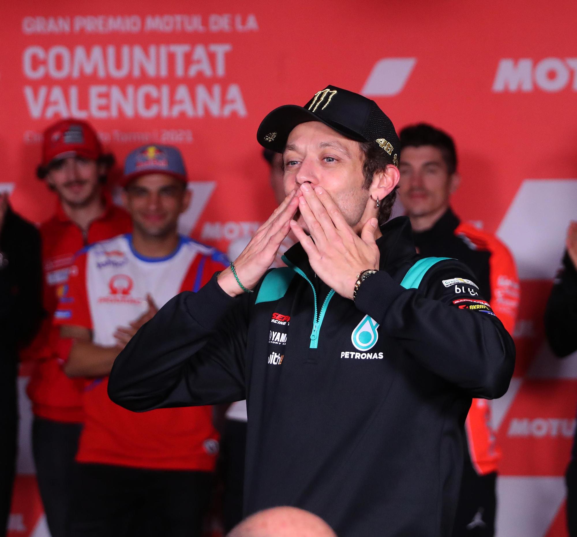 Valentino Rossi se despide en València
