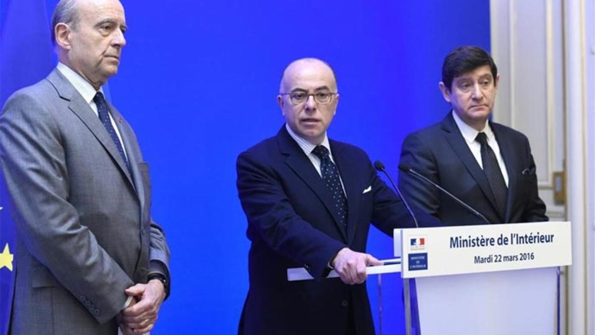 Cazeneuve habló tras reunirse con el comité de control sobre la seguridad de la Eurocopa