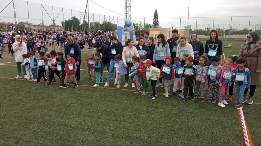 El CEIP Miguel de Cervantes celebra su II Carrera Solidaria