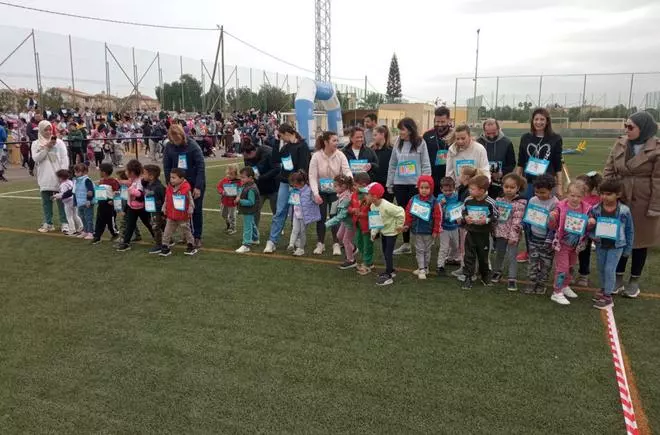 El CEIP Miguel de Cervantes celebra su II Carrera Solidaria