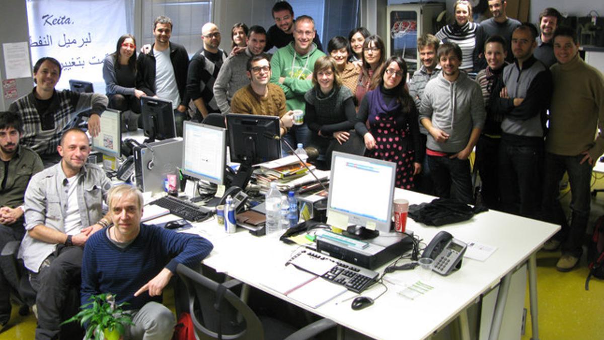 El equipo al completo de 'Salvados', con Évole al fondo