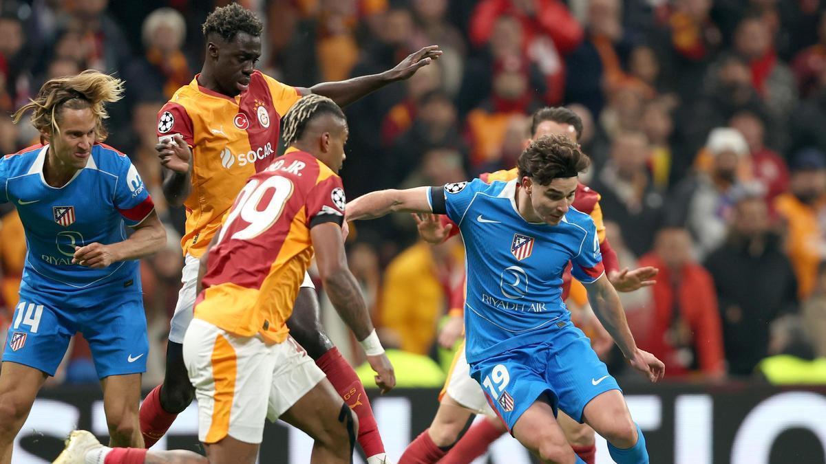 El Atlético se pega un tiro en el pie en Turquía