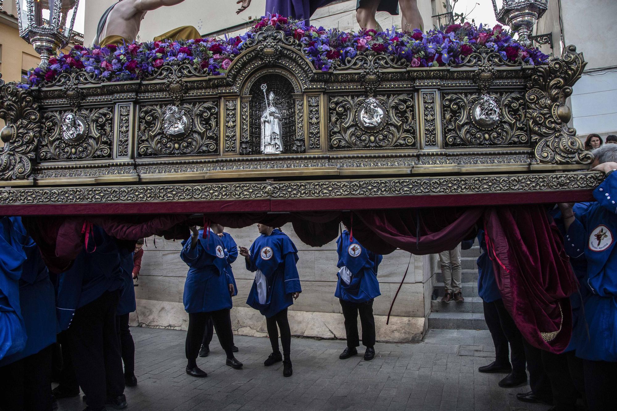 Hermandad Agustina procesiona el Lunes Santo por las calles del casco antiguo