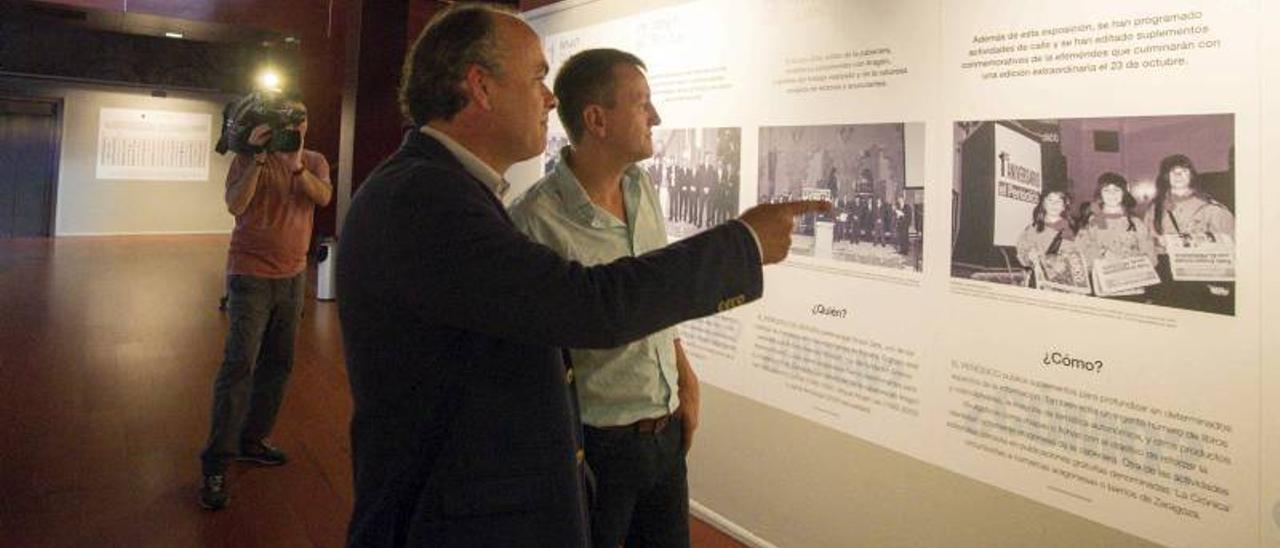 Fotogalería de la inauguración de la exposición de los 25 años del diario